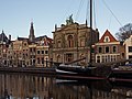 Haarlem, el museo (el Teylermuseum) y la iglesia (la Sint Bavokerk).