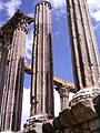 Colonnes du temple romain d'Évora (Portugal).