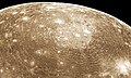 Kasoko la Valhalla kwenye mwezi Callisto wa Mshtarii ilivyopigiwapicha na Voyager 1 mwaka 1979.