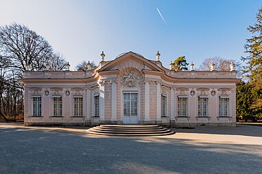 Rococo Ionic pilasters on the facade of the Amalienburg, Nymphenburg Palace Park, Munich, Germany, by François de Cuvilliés, 1734-1739[9]