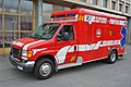 Geneva, Service d'Incendie et de Secours (SIS) - Ambulance outside