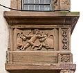 Die Erkerfiguren am Neuen Rathaus in Freiburg