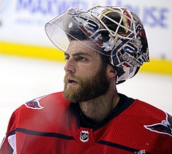 Braden Holtby 2018-04-29 1.jpg