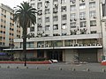 Fachada del edificio de Calle Agustinas 785, propiedad del Club Hípico de Santiago.