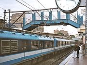 stesen Mar Girgis Station Metro Kaherah Laluan 1 tahun 2002. Metro Kaherah adalah transit aliran deras pertama di Afrika, dan satu-satunya sehingga Algiers Metro dirasmikan pada 2011.