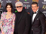 Banderas with Penélope Cruz and Pedro Almodóvar at the 34th Goya Awards (25 January 2020)