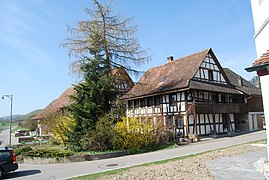 Fachwerkhäuser im Dorfzentrum