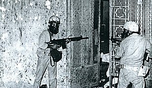 Saudi soldiers, Mecca, 1979.JPG