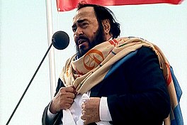 Pavarotti yn Sint-Petersburch, maaie 2003