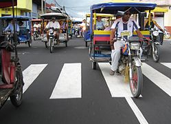 Autorickshaw, localmente conocido como motocarro.