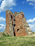 Навагрудскі замак, будаваўся ў XIV—XVI стагоддзях. Руіны вежы Шчытоўкі.