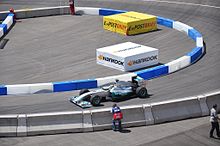 Photo d'une BGP 001 aux couleurs de Mercedes dans le stade olympique de Munich