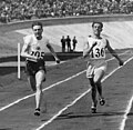 Q20970922 Wim Hennings links, tijdens de Olympische Spelen in 1928 geboren op 20 augustus 1905 overleden op 24 september 1991