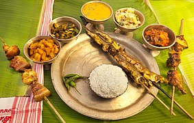 Un thali assamais.