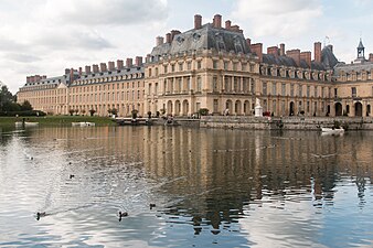 State Pavilion, designed by Ange-Jacques Gabriel (1750-1754), contained the updated apartments of the King and Queen and the Royal Council Chamnber (1750-1754)