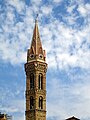 Der romanisch-gotische Turm