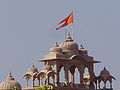 Zastava na vrhu hrama u Indiji.