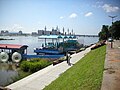 Passeggiata lungo il fiume Mudanjiang