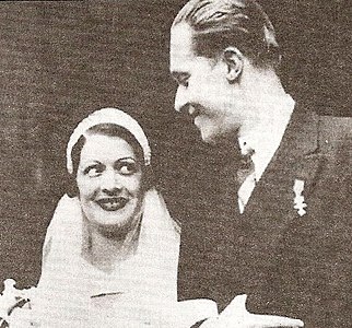 Els comtes de Covadonga el dia del seu casament, el 1933.