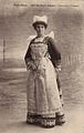 Pont-Aven : le pardon des Fleurs d'Ajonc, une demoiselle d'honneur (avant 1914) 1