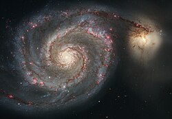NGC 5195 (oikealla)