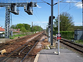 Sortie de la gare en direction de Coulommiers.