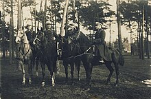 Кавалеристы из уланского полка имени великой княгини Бируты.