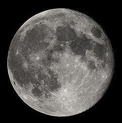 Pleine lune, photographie prise à Hamois en Belgique par Luc Viatour en 2006. (définition réelle 1 411 × 1 424*)