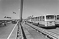 Opening van de brug bij Ewijk anno 1976