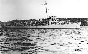 USS Sanders (DE-40) at anchor off the Puget Sound Naval Shipyard in 1943.