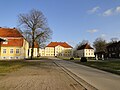 Hofgebäude und Herrenhaus