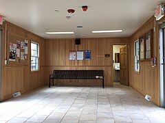 Interior of Glen Head LIRR station in 2019