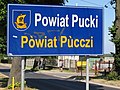 Dvojjazyčné označení okresu Puck