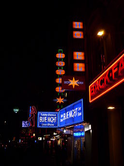 Reeperbahn i stadsdelen St. Pauli