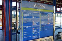 Panel de estaciones en la estación de Aluche
