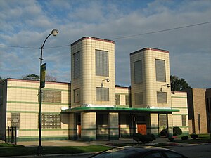 Streamline Moderne church, First Church of Deliverance, شيكاغو, IL (1939), تنفيذ والتر تي بيلي.