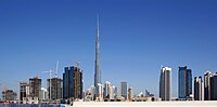 Età Contemporanea Grattacieli a Dubai, tra cui il Burj Khalifa, il più alto del mondo