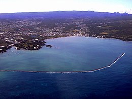 Teluk Hilo di Hawaii County.