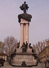 Torino: monumento nell'omonimo largo