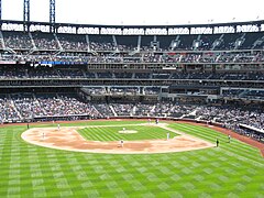 Los Angeles Dodgers vs. New York Mets - April 25, 2013.jpg