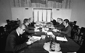 A meeting on the second day of the Vladivostok Summit Meeting, 1974 - NARA - 7161787.jpg