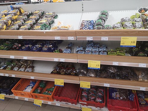 Bread counter in Tallinn Coop.