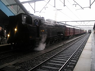 S 736 with heritage train in Odense.