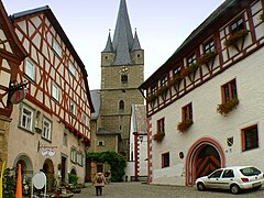 Oberer Marktplatz mit St. Michael