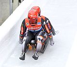 Tobias Wendl i Tobias Arlt en un entrenament de la Luge World Cup a Altenberg. 2017.