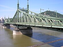 Budapest Szabadsag Bridge.jpg