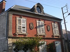 Maison sculptée à Cannettecourt.