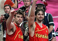 Pau Gasol avec son frère Marc, lors des JO 2012