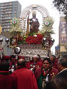 Procesión de San Judas Tadeo de la Basílica de San Francisco (Lima).