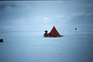 Scientific stations in Antarctica